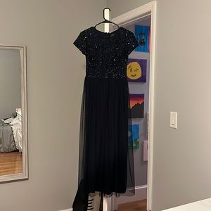 Adrianna Papell Navy Gown.